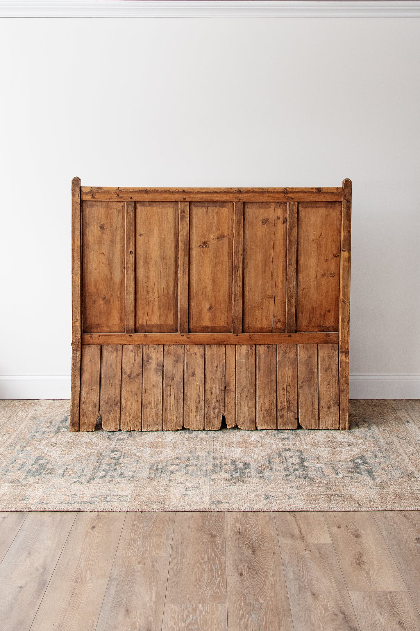 19th Century English Pine Settle Bench with Storage Seat