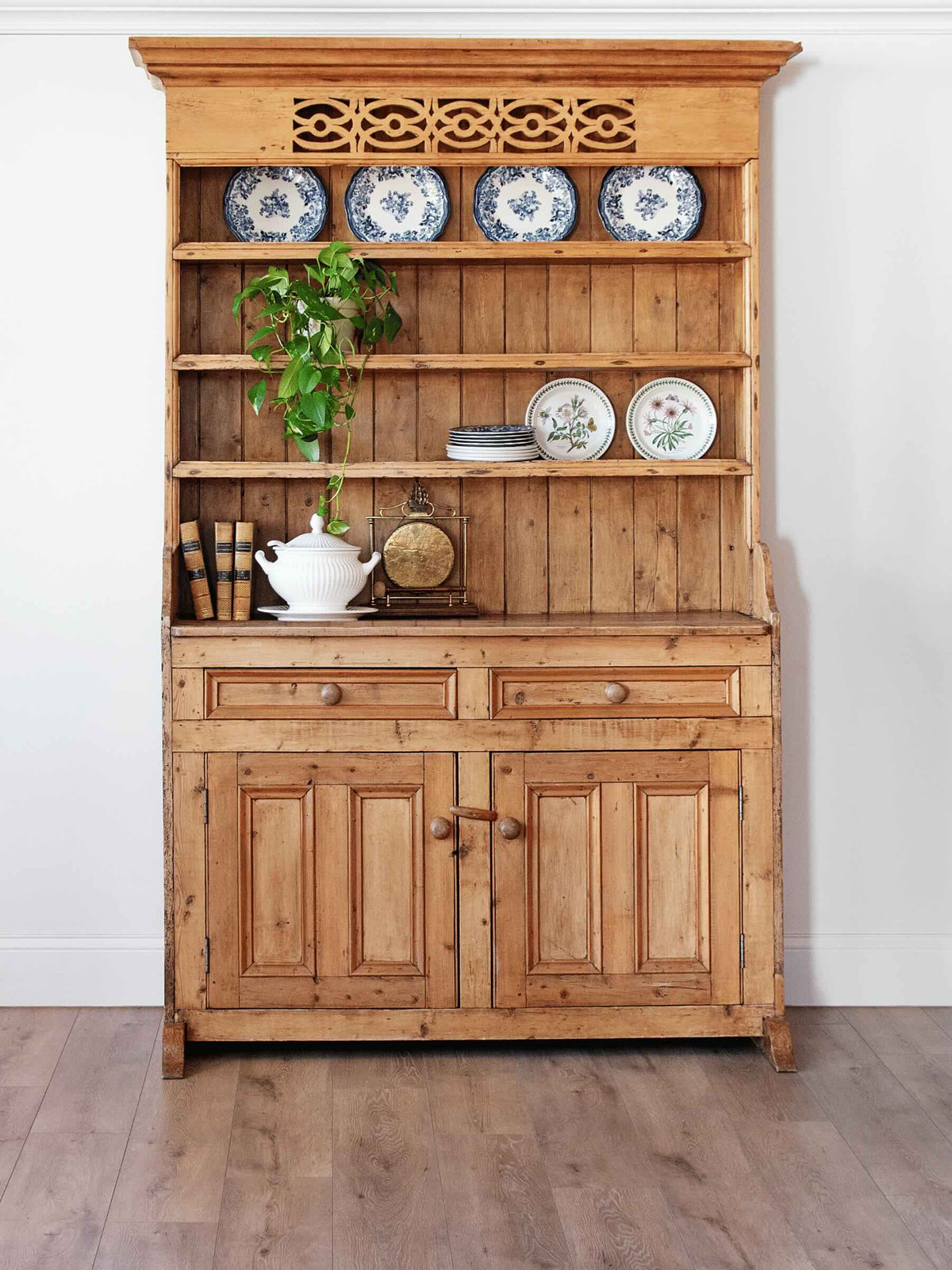 Antique English Country Pine Welsh Dresser with Pierced Fretwork | 19th Century
