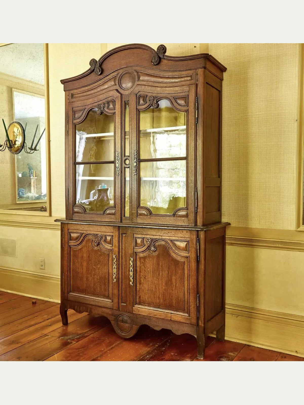 Antique French Louis XV Provincial Oak Buffet à Deux Corps | ca. 1750–1780