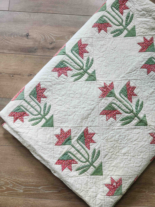 Antique Hand Appliquéd Floral Quilt c. 1880–1920 | Folk Art Tulip Pattern