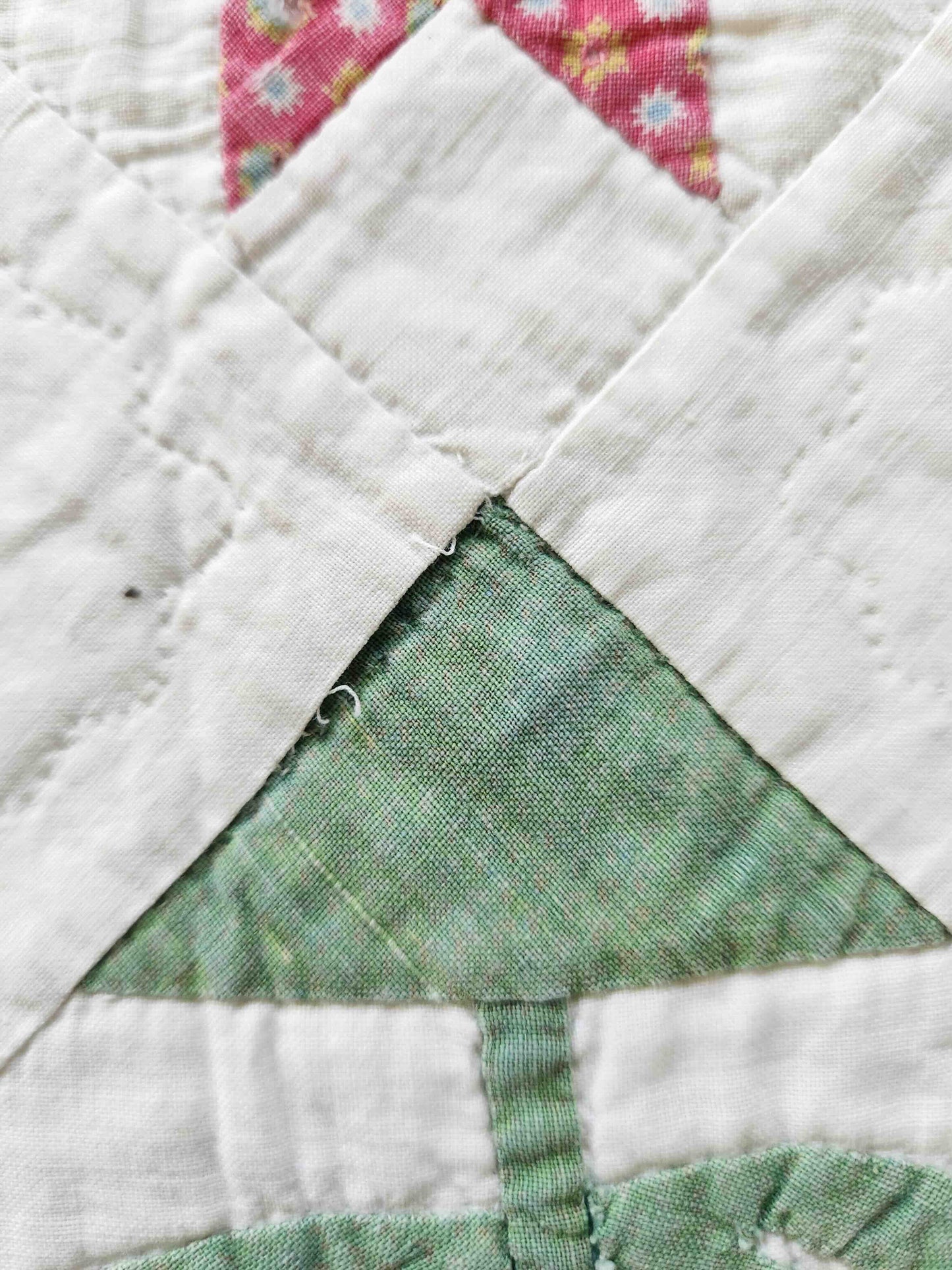 Antique Hand Appliquéd Floral Quilt c. 1880–1920 | Folk Art Tulip Pattern