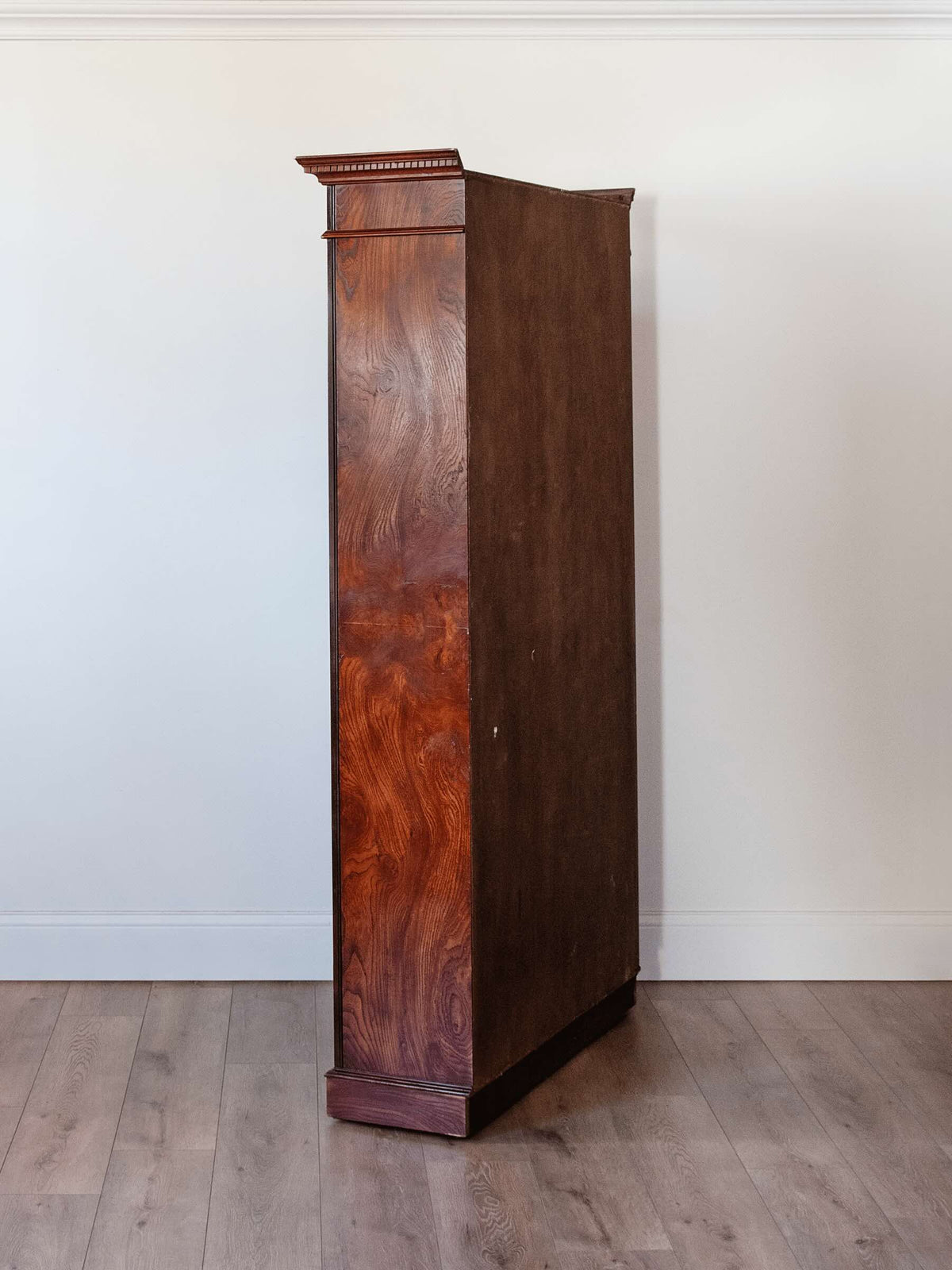 antique victorian mahogany bookcase with fluted columns side profile