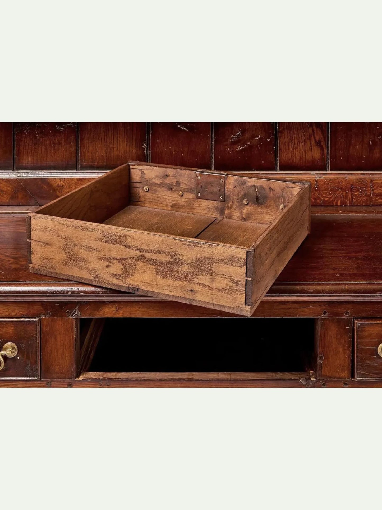 Early 19th-Century English Oak Welsh Cupboard With Open Plate Rack | Ca. 1800–1820